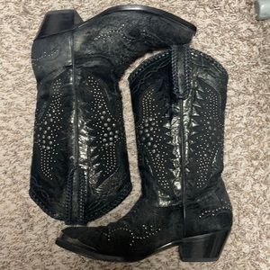 Frye eagle black suede 6.5